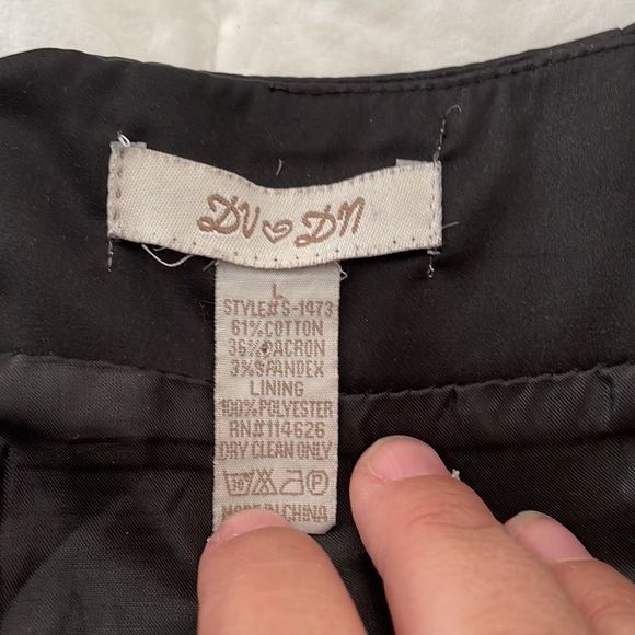 Black tuxedo skirt with zipper and back size large - Picture 3 of 4